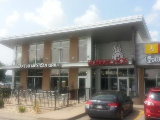 Burrachos Fresh Mexican Grill