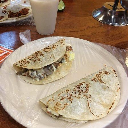 Tropi Tacos