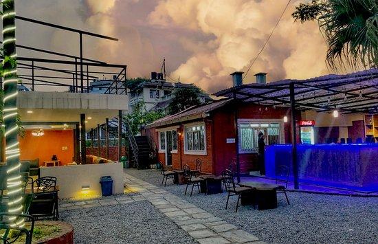District 76 Lounge & Bar