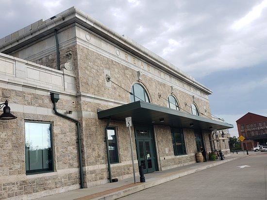 Saucony Creek Franklin Station Brew Pub