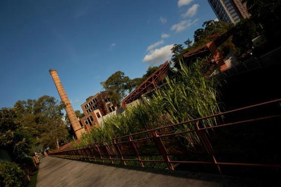 Victor Civita Square