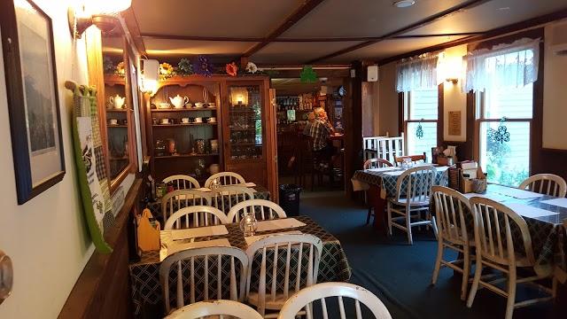 The Shannon Door Pub & Restaurant