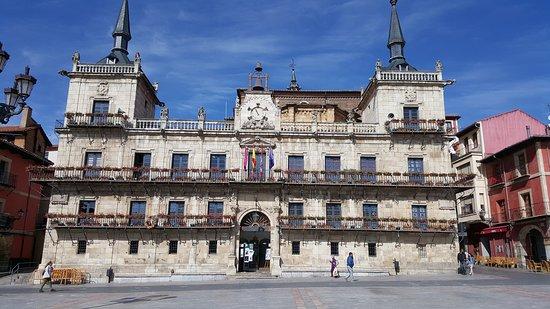 Plaza Mayor de León