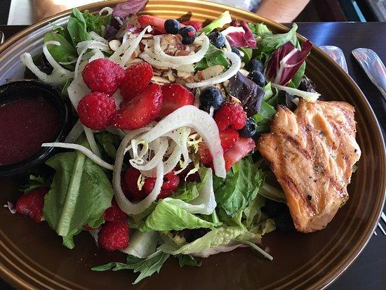 Beaches Restaurant & Bar