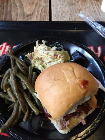 Eddie's Smokehouse & Seafood