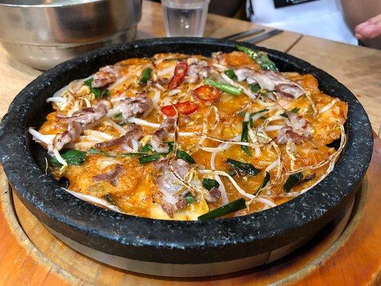 Shinseon Seolleongtang Hongdae