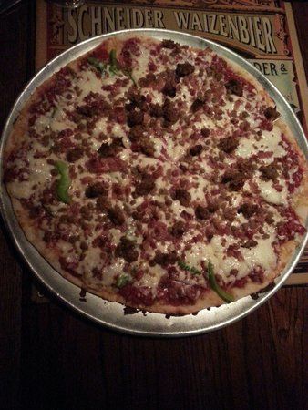 Yiayia's Pizza Beer & Wine