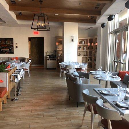 FIG & OLIVE Tasting Kitchen & Bar