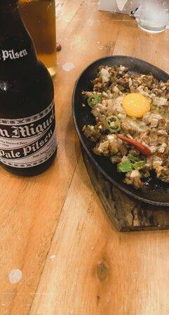 Luis Port Bar and Restaurant