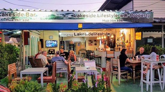 Lakeside Bar & Restaurant