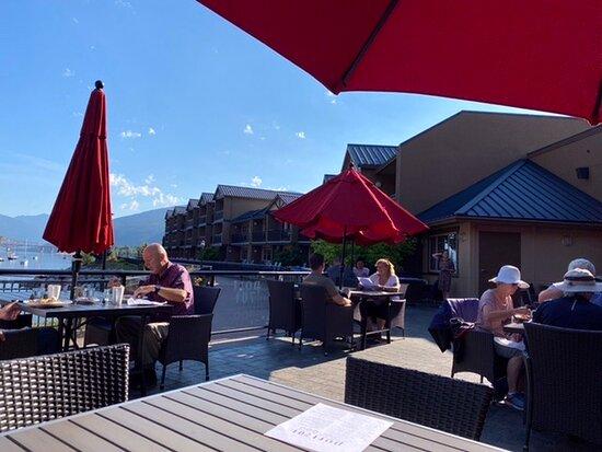 Port 701 Marinaside Dining and Lounge