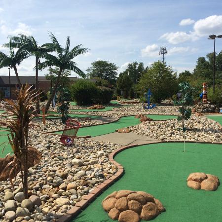 Oasis Golf Center