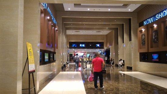 Commercenter Cinemas