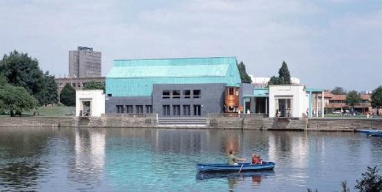 Lakeside Arts Centre