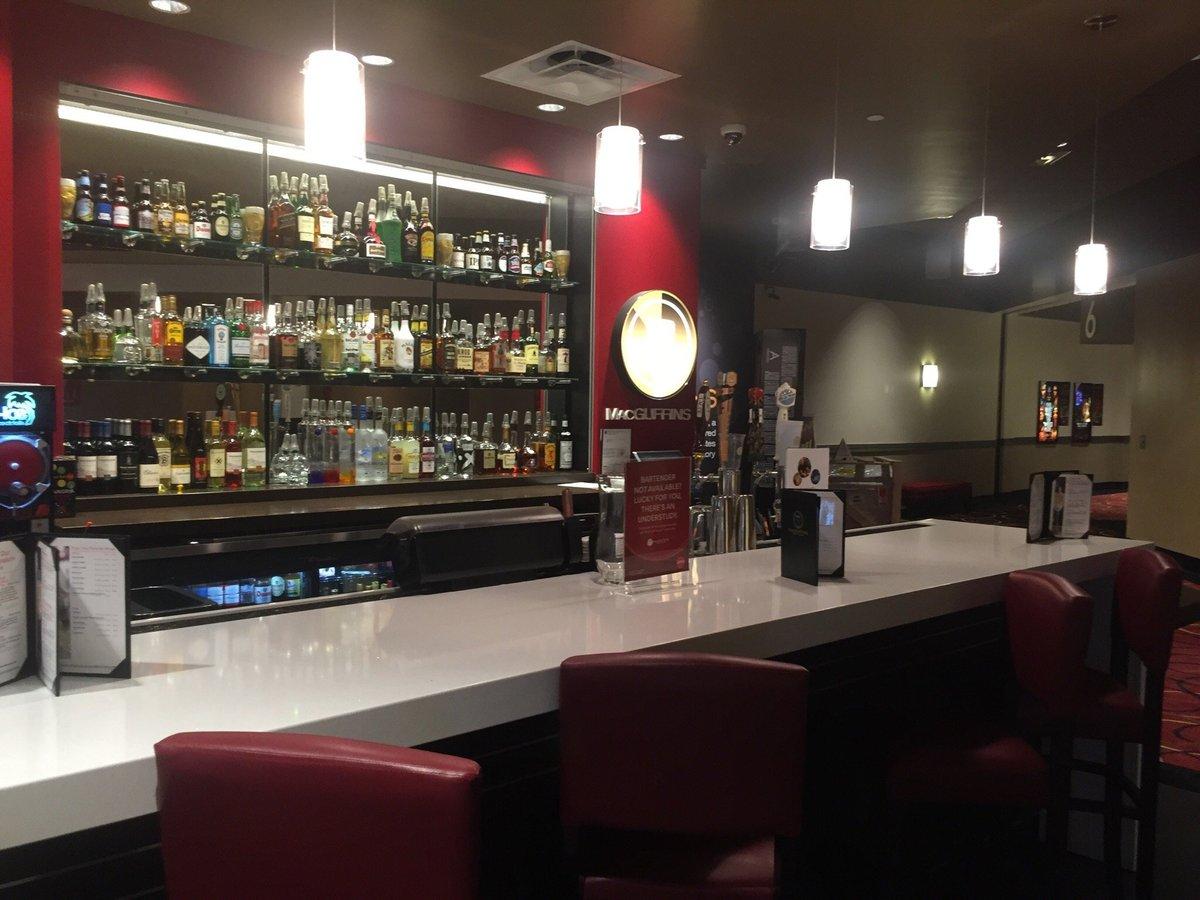 AMC Lake Square 12