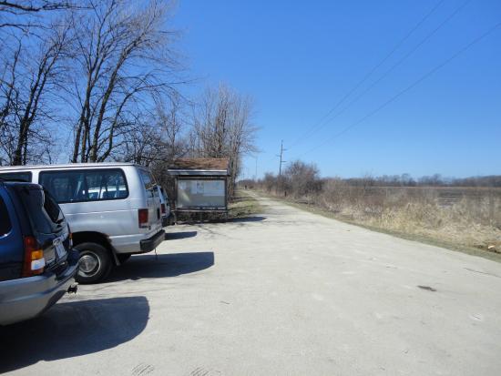 Mascoutin Valley State Park Trail