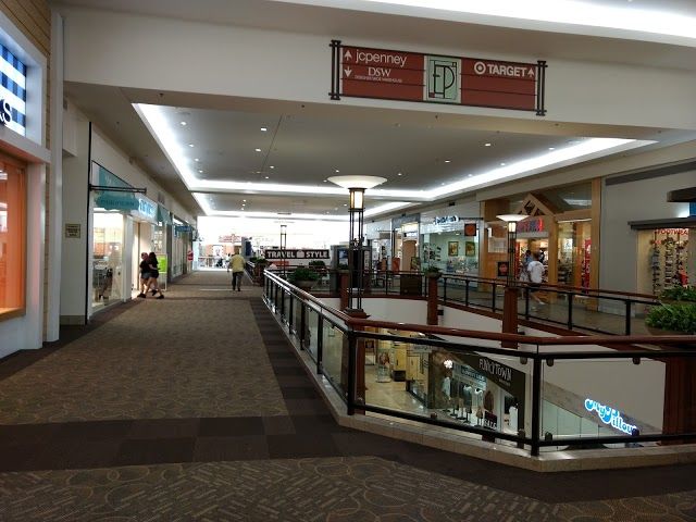 Eden Prairie Center