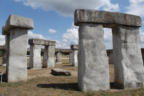 Stonehenge II