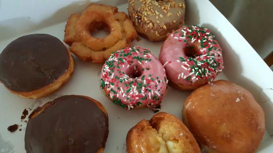 Bosa Donuts