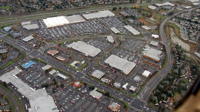 Tanasbourne Town Center