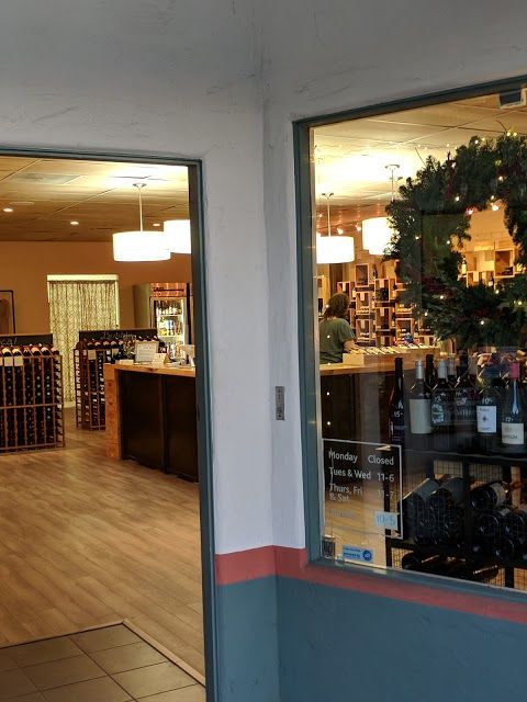 Point de Chene Wine & Beer