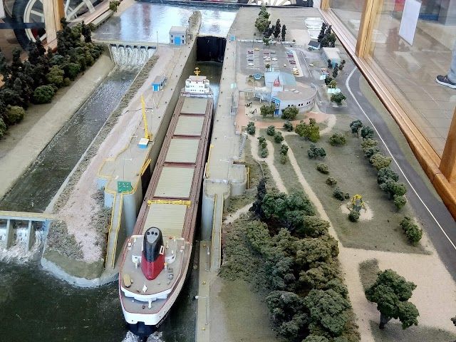 Welland Canal Lookout