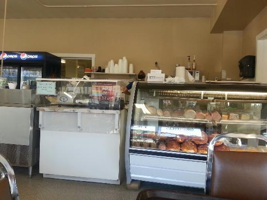 Golden Bakery & Deli