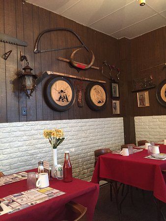 Beef & Barrel Restaurant