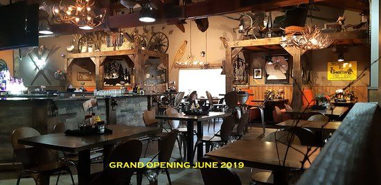 Wawa Goose Bar & Grill