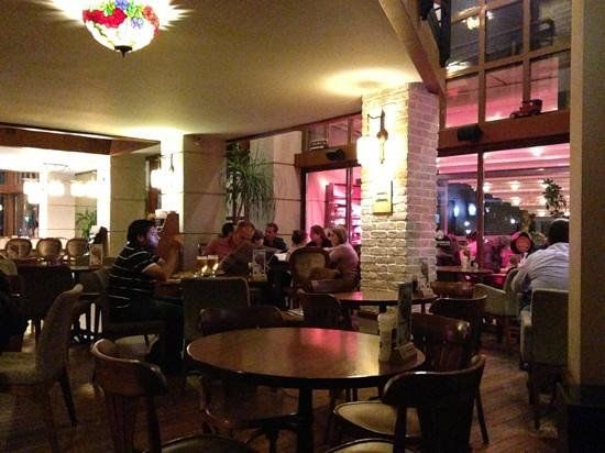 Shakespeare Coffee & Bistro