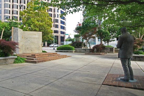 O'Henry Statue Plaza