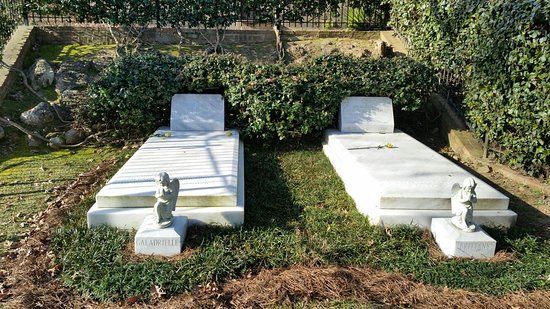 Rose Hill Cemetery