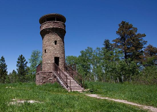 Mt Roosevelt Monument