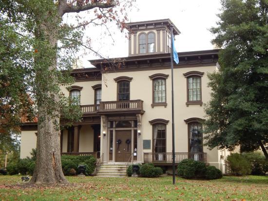 Danville Museum of Fine Arts and History