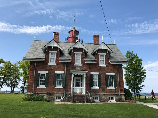 Dunkirk Lighthouse and Veterans Park Museum