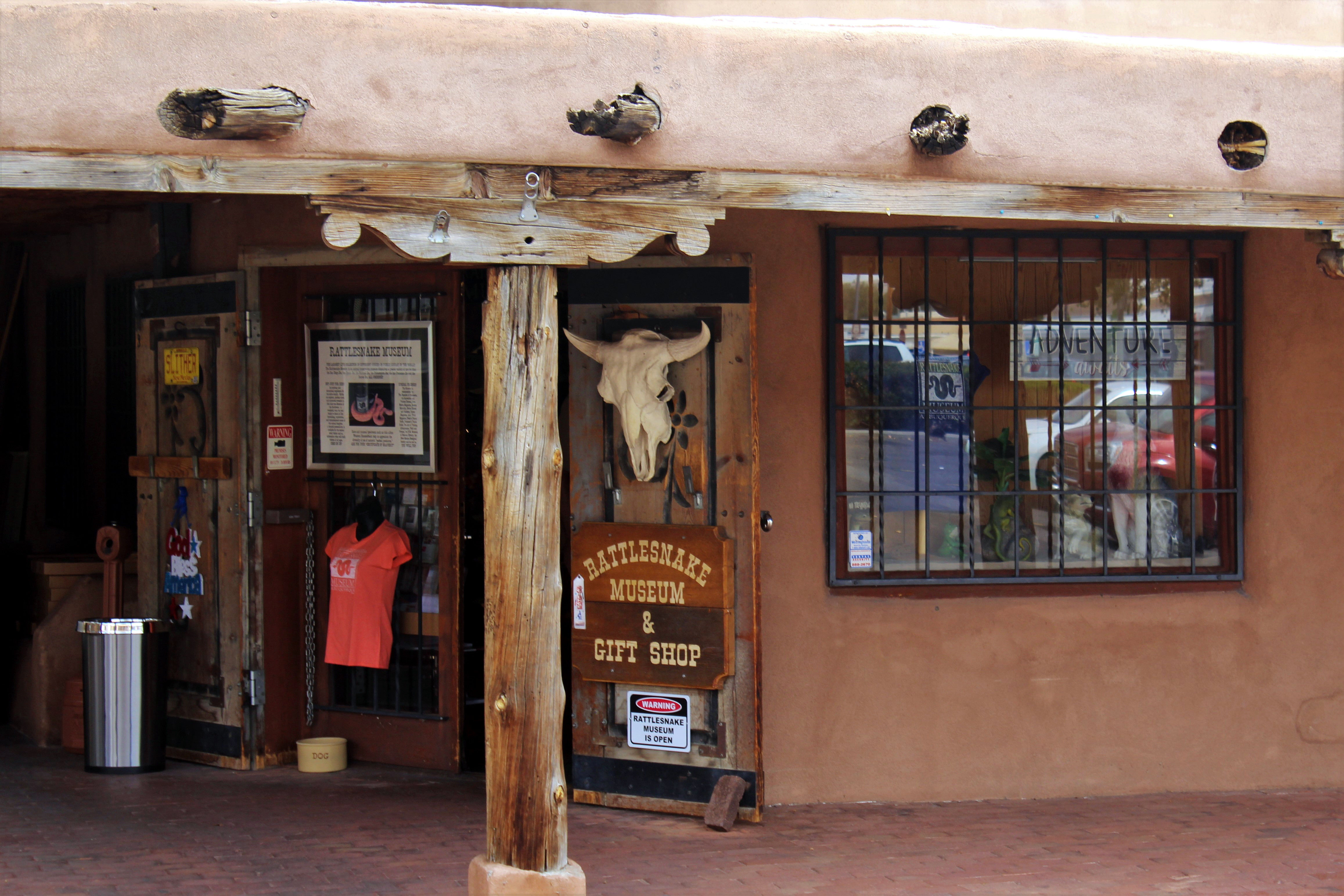 American International Rattlesnake Museum