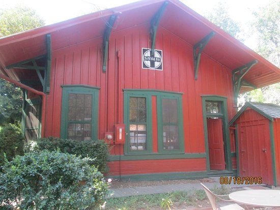 Littleton Depot Art Gallery