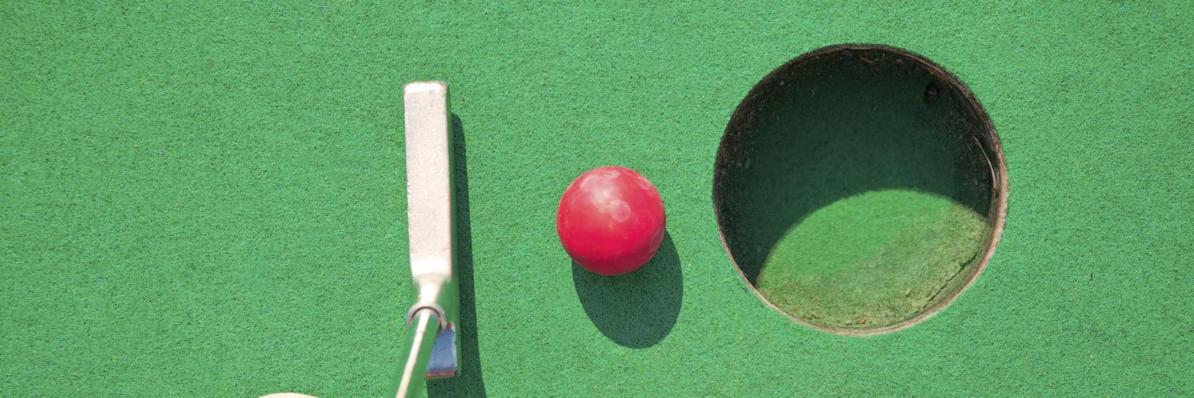 Hawaiian Falls Mini Golf