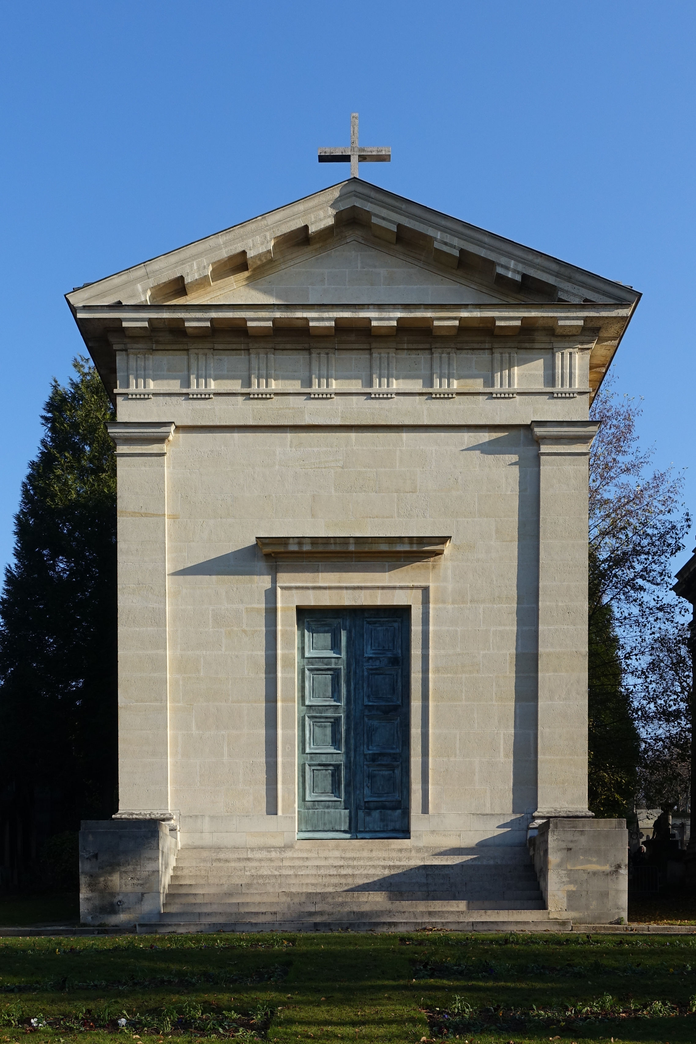 Chapel of the Pere-Lachaise Cemetery