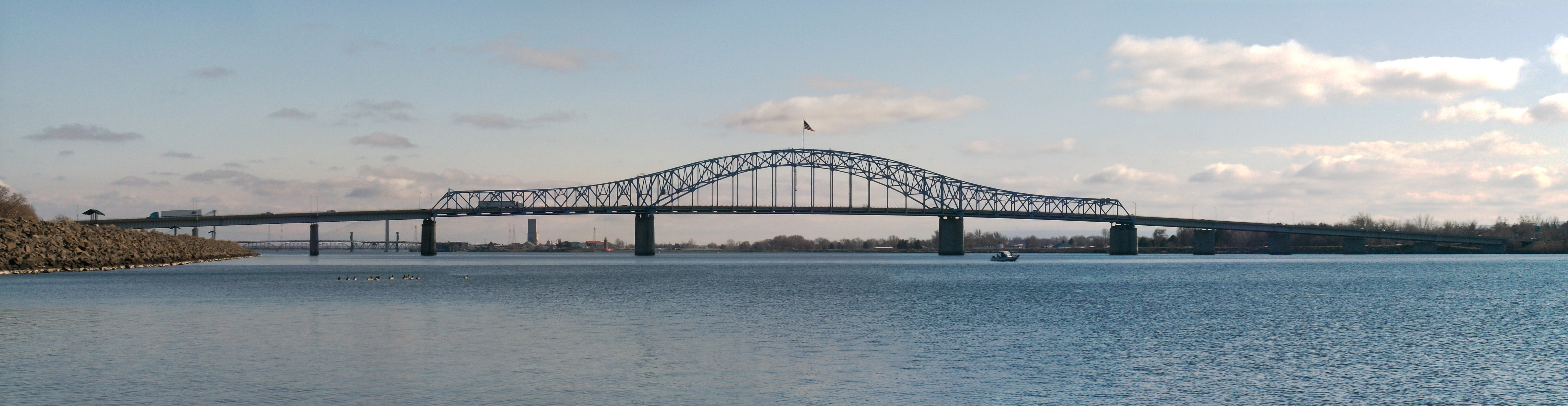 Pioneer Memorial Bridge