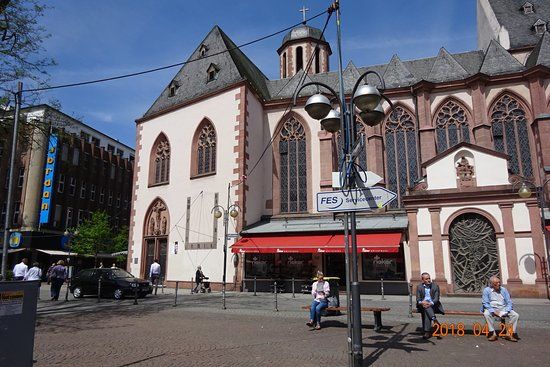 Rent a tree an der Liebfrauenkirche