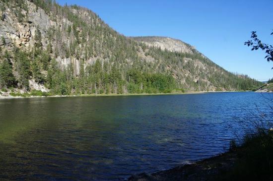 Marble Canyon Provincial Park